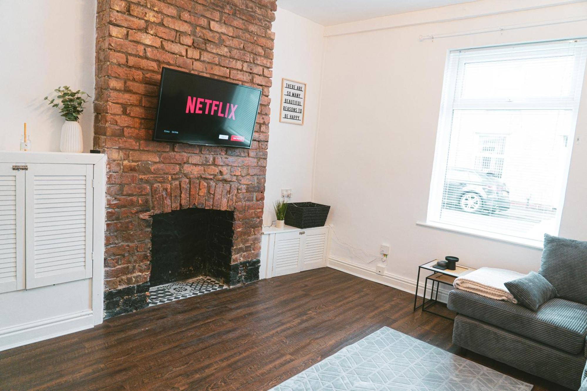 Mideyah Stays - 3 Bed Comfy House Cardiff Dış mekan fotoğraf