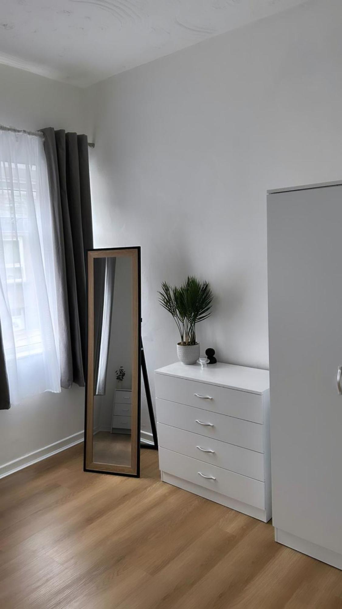 Mideyah Stays - 3 Bed Comfy House Cardiff Dış mekan fotoğraf
